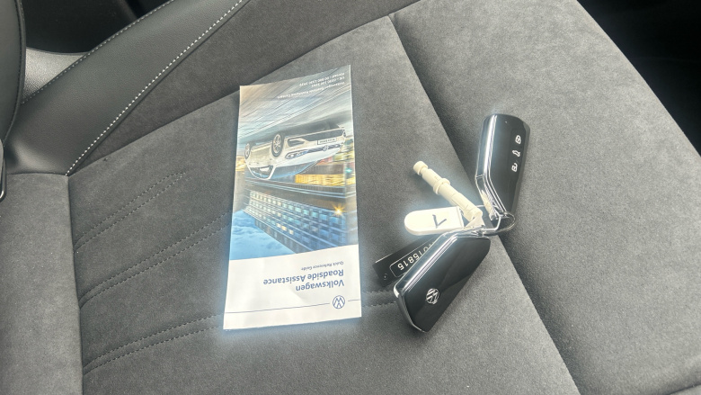 Volkswagen Tayron 2.0 TDI Elegance 5dr DSG7 [7 Seat] Diesel Estate